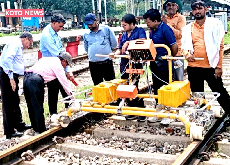 आगरा मंडल में 1,300 किलोमीटर से अधिक पटरियों की नियमित जांच