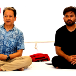 नई दिल्ली के जंतर-मंतर पर कॉकरोच जनता पार्टी के बैनर के साथ केंद्रीय शिक्षा मंत्री के इस्तीफे की मांग को लेकर शांतिपूर्ण धरना-प्रदर्शन में शामिल प्रदर्शनकारी।