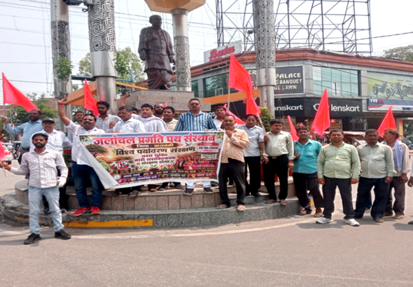 जलांचल प्रगति पथ संस्थान के पदाधिकारी एवं सदस्य पर्यावरण संरक्षण, जल संवर्धन, वृक्षारोपण, नशामुक्ति और सामाजिक जागरूकता अभियान को लेकर आयोजित बैठक में उपस्थित।